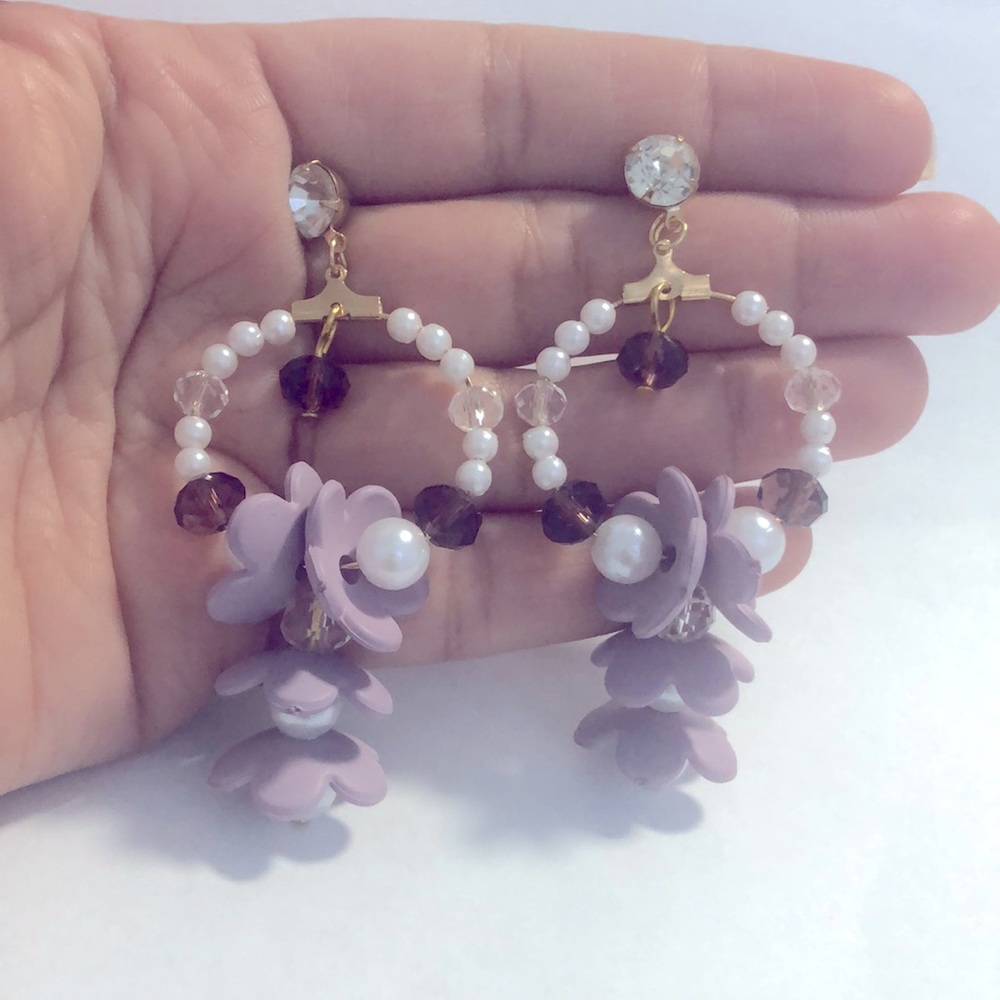 Vintage floral earrings